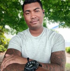 Meet your Posher, Junior